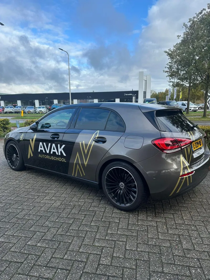 AVAK Lesauto Mercedes
